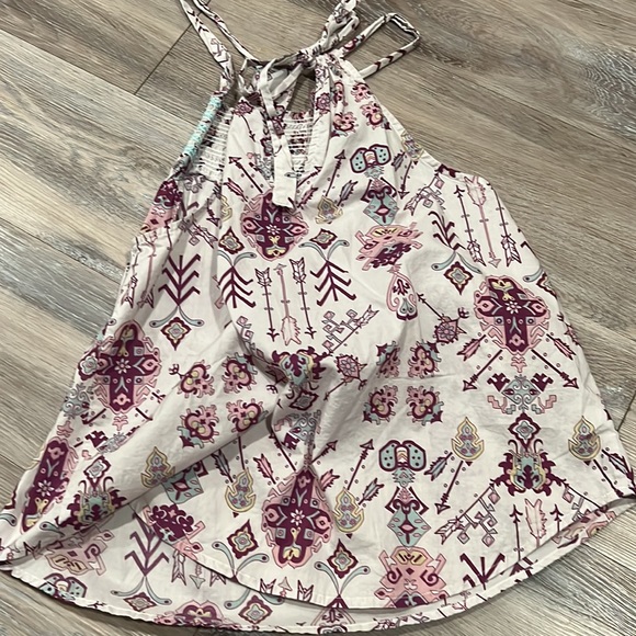 I don’t think I’ve ever worn this. Great shape just takes up space in my closet. - Picture 2 of 3